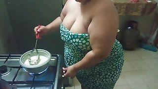 Chubby Stepmother In The Kitchen Prepping A Delicious Dinner